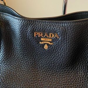❌SOLD❌😍💯authentic Prada vitello daino crossbody